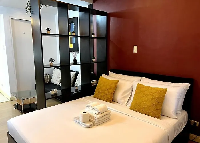 Apartment Newly Renovated Greenbelt With Balcony Parkview Manila