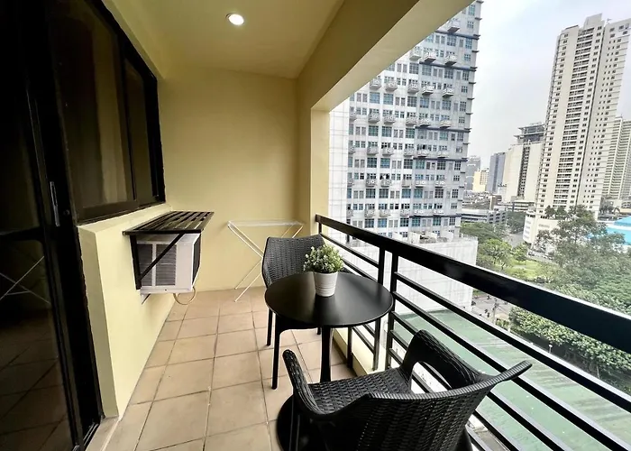 Newly Renovated Greenbelt With Balcony Parkview