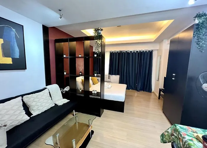 Apartment Newly Renovated Greenbelt With Balcony Parkview