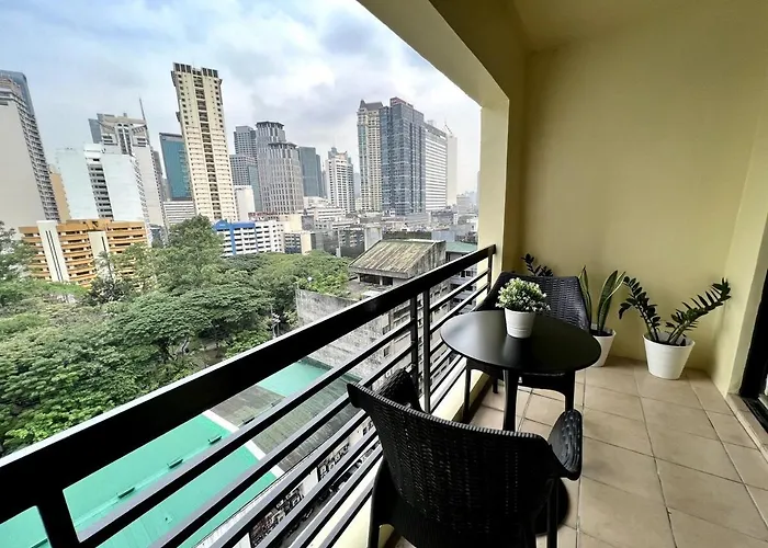 Newly Renovated Greenbelt With Balcony Parkview *